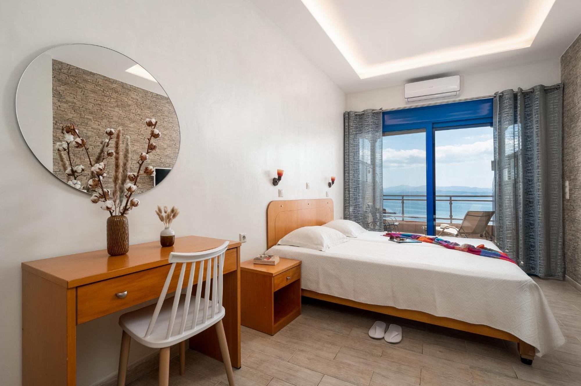 Minos Boutique Hotel Agia Galini  Exterior photo