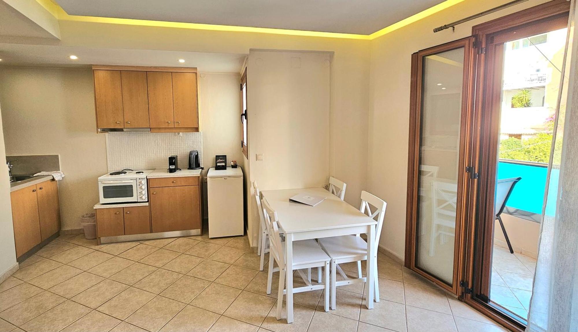 Minos Boutique Hotel Agia Galini  Exterior photo